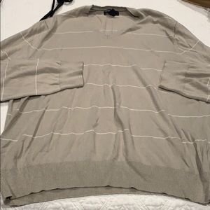 Banana republic men’s tan and white sweater